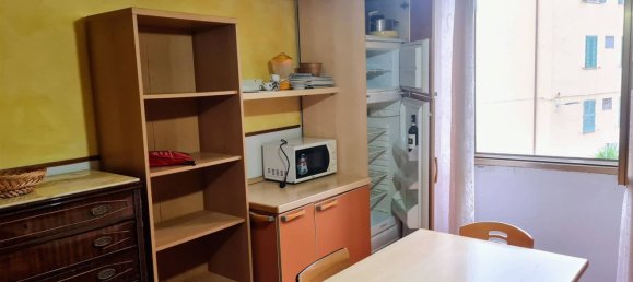 3 rooms Apartment in Florence, Italy No. 210827 4