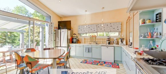 3 bedrooms House in Calvados, France No. 356164 5