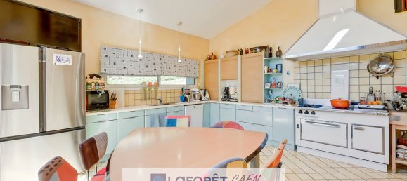 3 bedrooms House in Calvados, France No. 356164 6