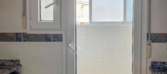 2 bedrooms Apartment in Alicante, Spain No. 91295 10