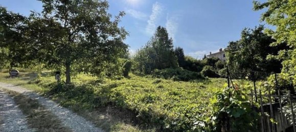 100m² Land in Santa Giuletta, Italy No. 62499 34