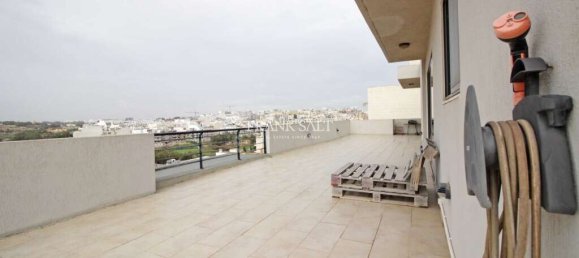 3 غرف نوم بانتهاوس في Marsaskala, Malta رقم 1795 2