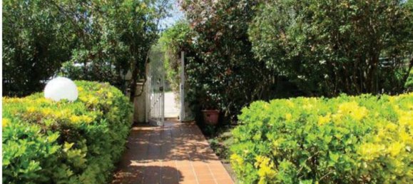 Apartamento de 7 habitaciónes en Olbia, Italy No. 13683 8