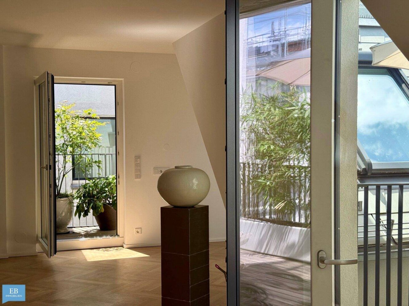 3 rooms Apartment in Josefstadt, Austria No. 216113