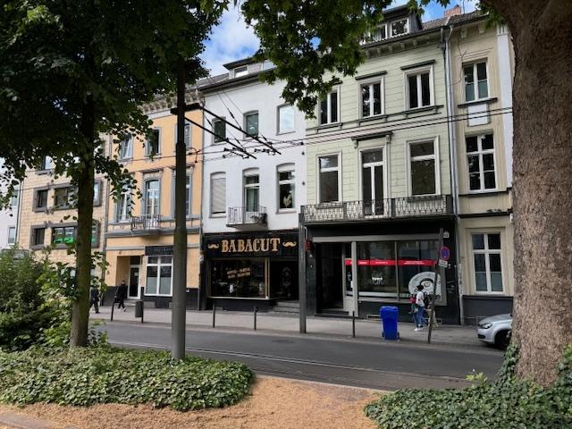 Gebäude in Krefeld, Germany 242m², Nr. 267844