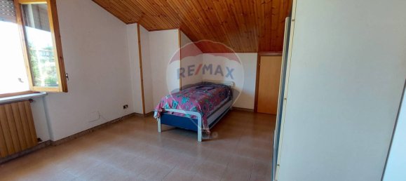 4 غرف نوم فيلا في Fara Filiorum Petri, Italy رقم 41840 36