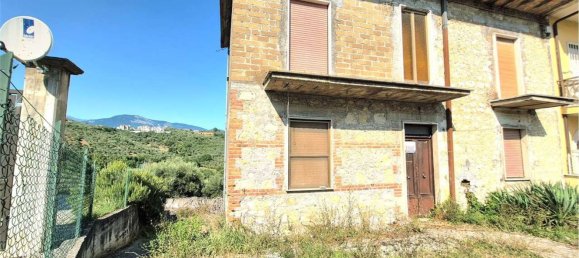 6 rooms House in Veroli, Italy No. 297318 3
