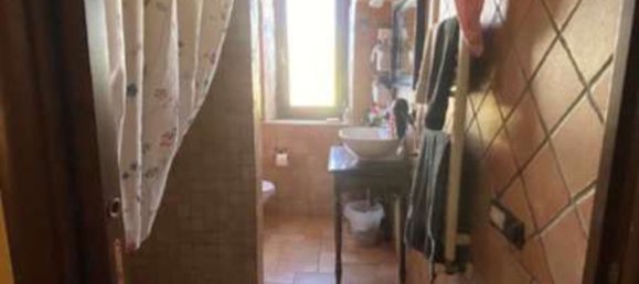5 rooms Apartment in Pomezia, Italy No. 4525 3