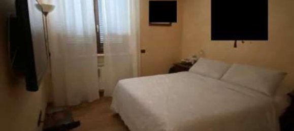 5 rooms Apartment in Pomezia, Italy No. 4525 6