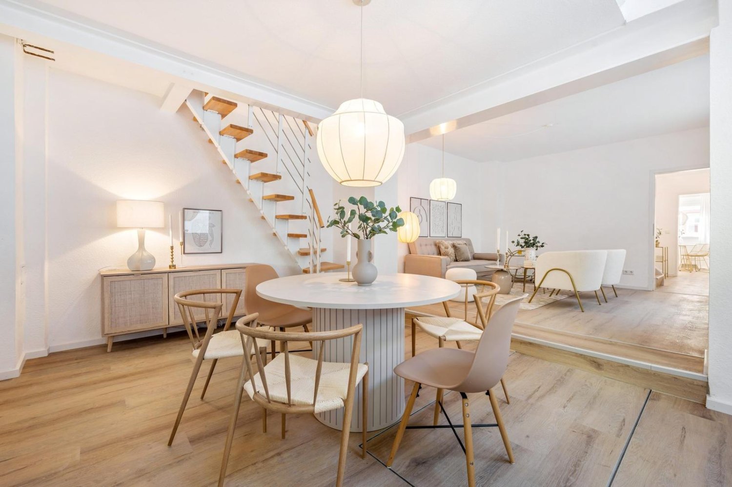 9 rooms House in Mainz, Germany No. 369139