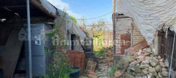 6 chambres Villa à Ponte Buggianese, Italy No. 351020 3