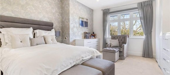 3 bedrooms House in London, United Kingdom No. 6612 16