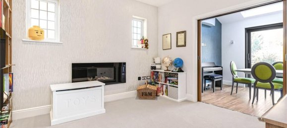 3 bedrooms House in London, United Kingdom No. 6612 14