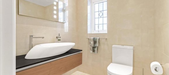 3 bedrooms House in London, United Kingdom No. 6612 18