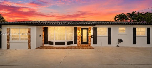 5 dormitorios villa en venta en Miami, Miami-Dade, Florida, USA № 614930 7