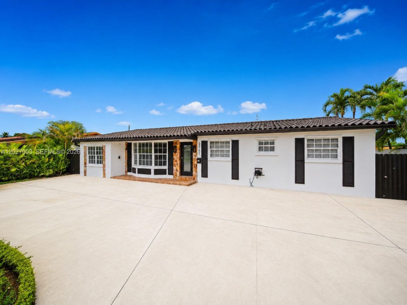 5 dormitorios villa en venta en Miami, Miami-Dade, Florida, USA № 614930