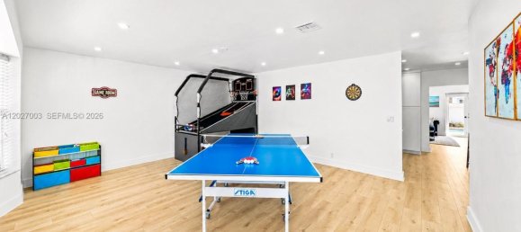 5 dormitorios villa en venta en Miami, Miami-Dade, Florida, USA № 614930 17