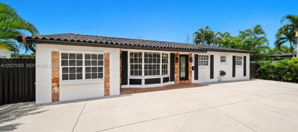 5 dormitorios villa en venta en Miami, Miami-Dade, Florida, USA № 614930 11