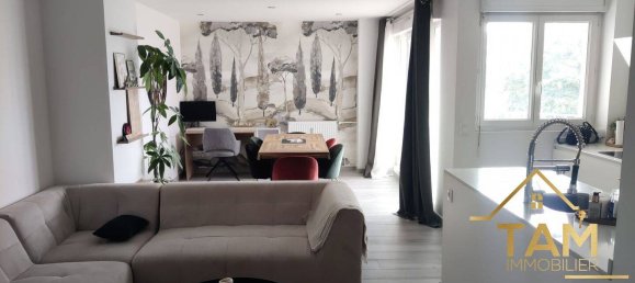 2 bedrooms Apartment in Trappes, France No. 278856 2