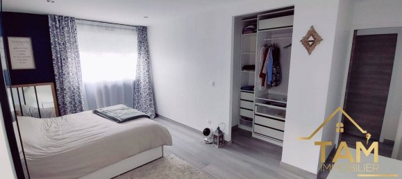 2 bedrooms Apartment in Trappes, France No. 278856 6