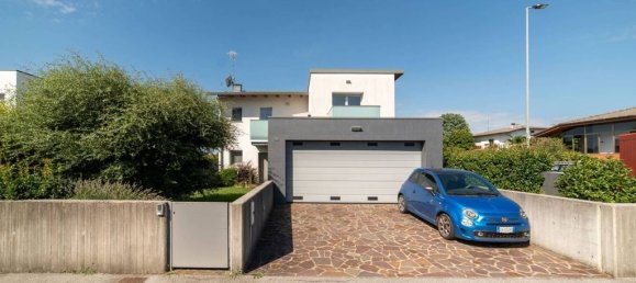 3 Schlafzimmer Villa in Udine, Italy, Nr. 366057 31