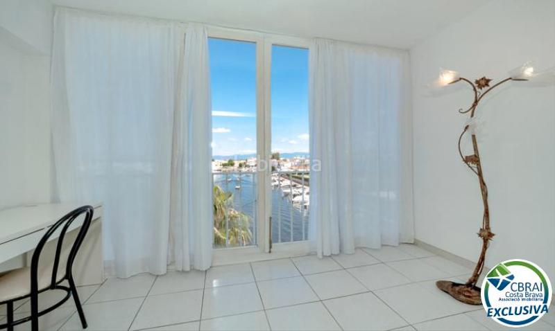 1 bedroom Apartment in Empuriabrava, Spain No. 166711