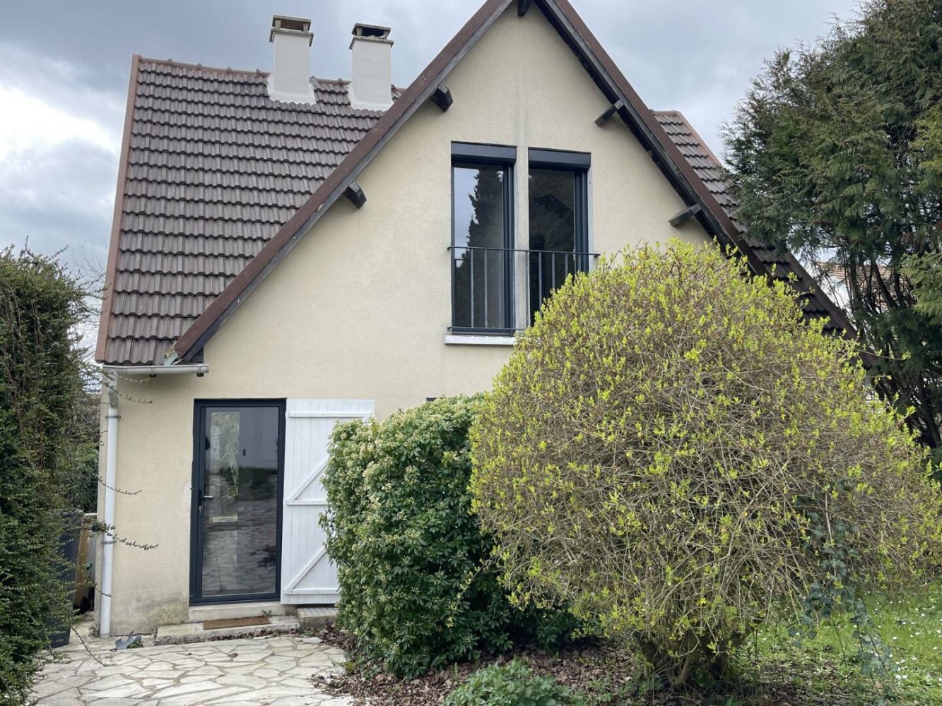 4 bedrooms House in Villennes-sur-Seine, France No. 182418