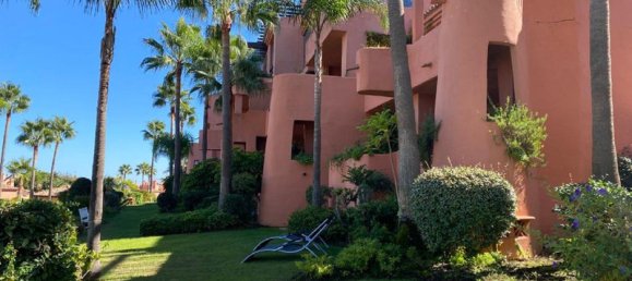 Apartamento de 2 dormitorios en Marbella, Spain No. 42061 3