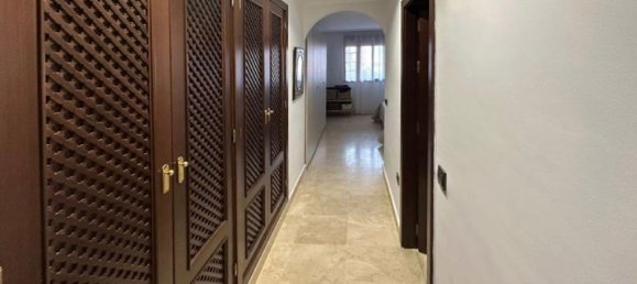 Apartamento de 2 dormitorios en Marbella, Spain No. 42061 13