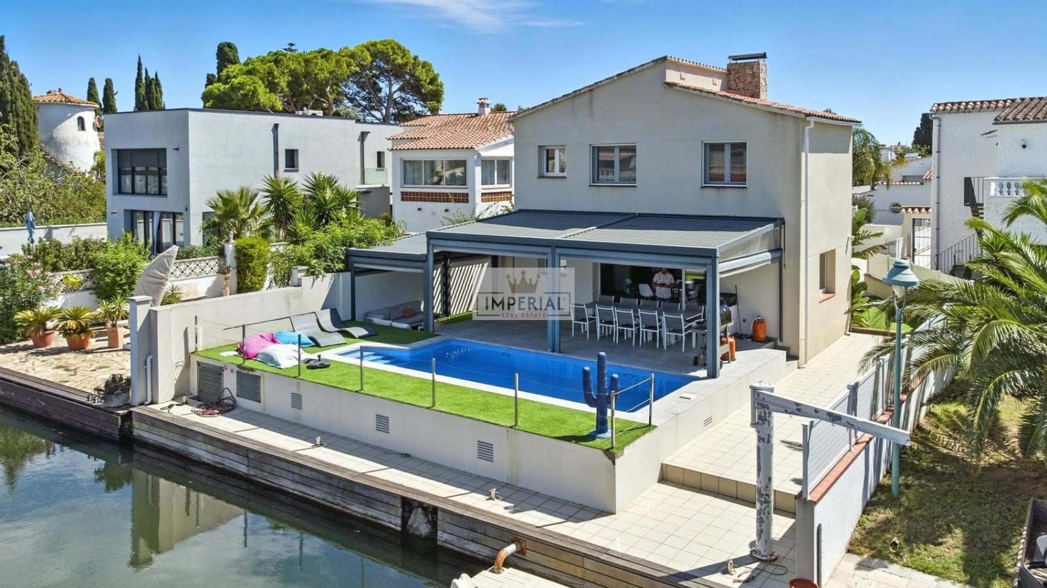 4 bedrooms House in Empuriabrava, Spain No. 245171