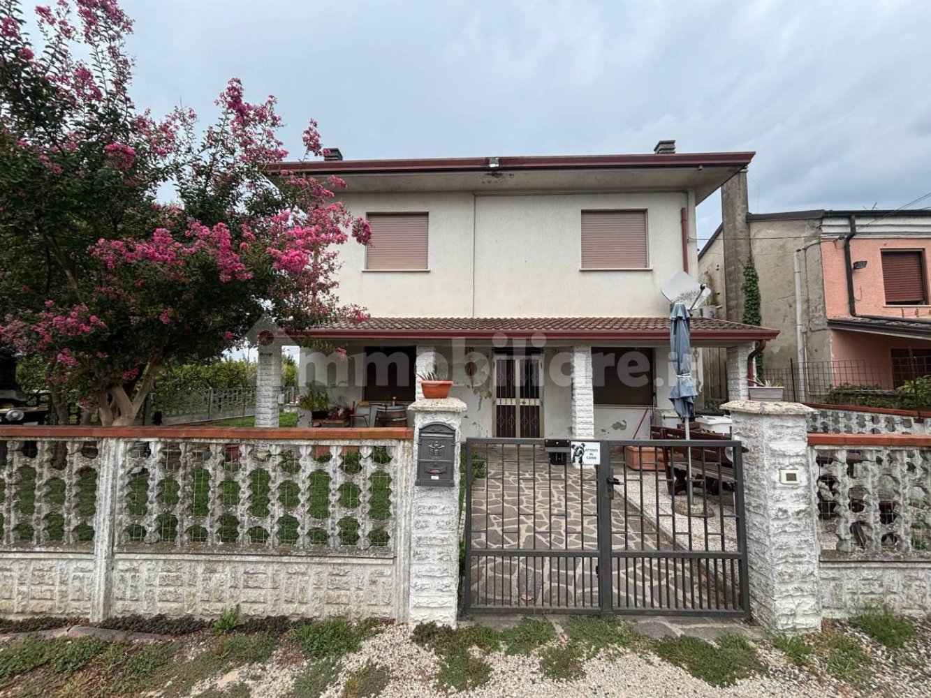 Villa T2 em Stienta, Italy N.º 351124
