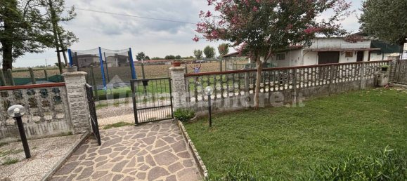 Villa T2 em Stienta, Italy N.º 351124 6
