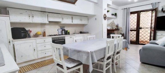 4 rooms Villa in Rome, Italy No. 28368 2