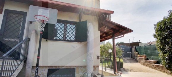 4 rooms Villa in Rome, Italy No. 28368 8