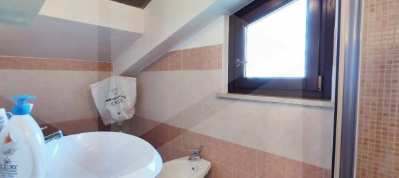 4 rooms Villa in Rome, Italy No. 28368 33