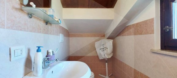 4 rooms Villa in Rome, Italy No. 28368 32