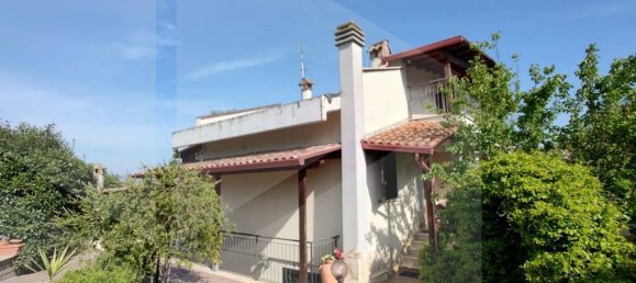 4 rooms Villa in Rome, Italy No. 28368 5