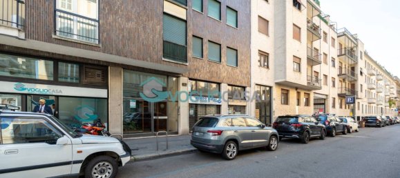 1 bedroom Apartment in Milan, Italy No. 342848 4