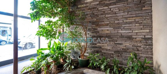 1 bedroom Apartment in Milan, Italy No. 342848 8