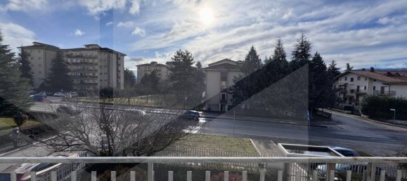 Apartamento de 4 divisões em Avezzano, Italy N.º 25321 9