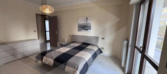 Apartamento de 4 divisões em Avezzano, Italy N.º 25321 13