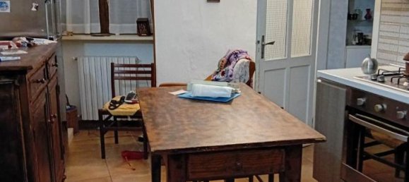 5 rooms House in Ozzano Monferrato, Italy No. 165928 11