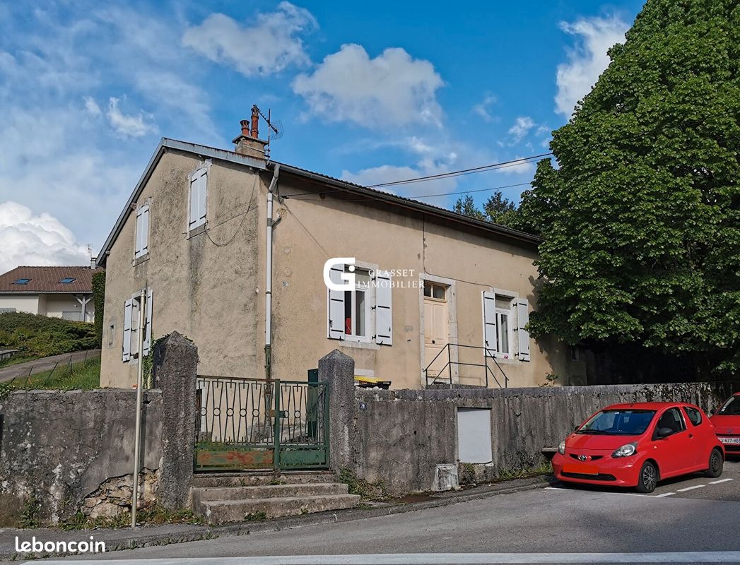 7 rooms Apartment in Oyonnax, France No. 341141