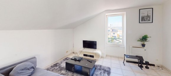 7 rooms Apartment in Oyonnax, France No. 341141 5