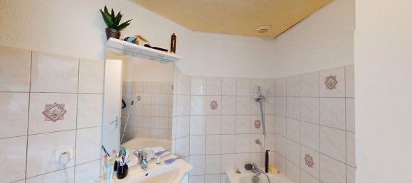 7 rooms Apartment in Oyonnax, France No. 341141 2