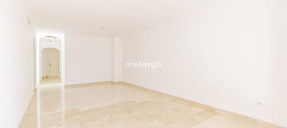 3 bedrooms Apartment in Marbella, Spain No. 137060 5