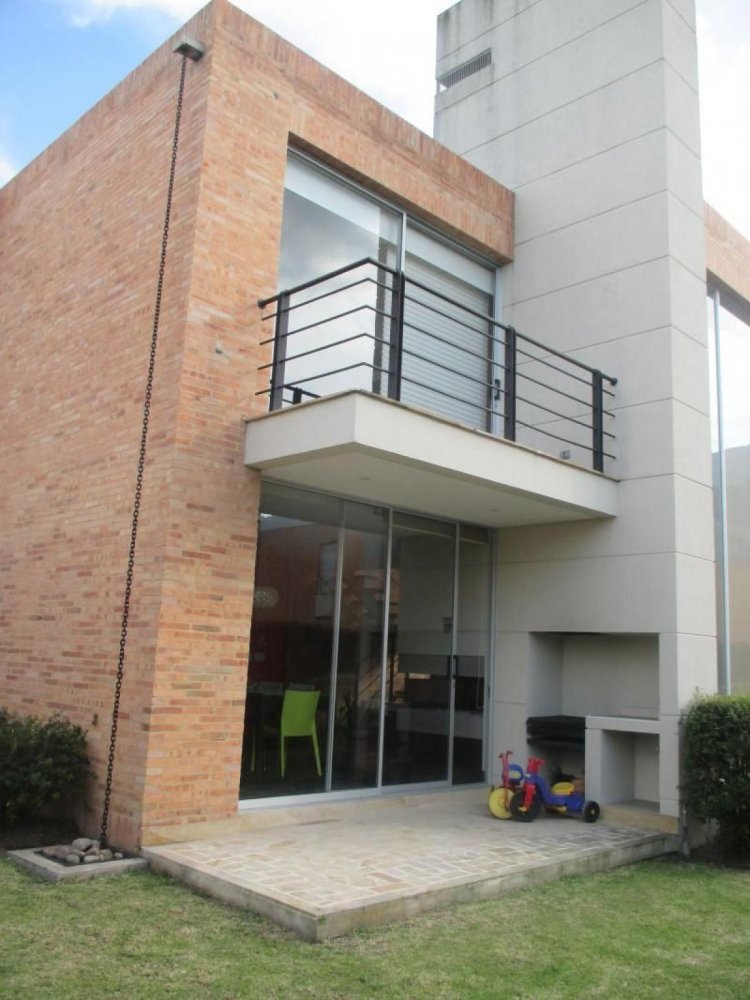 3 غرف نوم منزل في Cundinamarca, Colombia رقم 9285