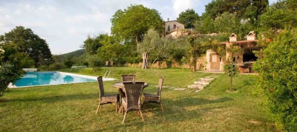 8 bedrooms House in Sarteano, Italy No. 81983 40