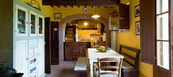 8 bedrooms House in Sarteano, Italy No. 81983 10