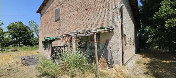 Дом с 11 спальнями в Модена, Италия № 347657 20